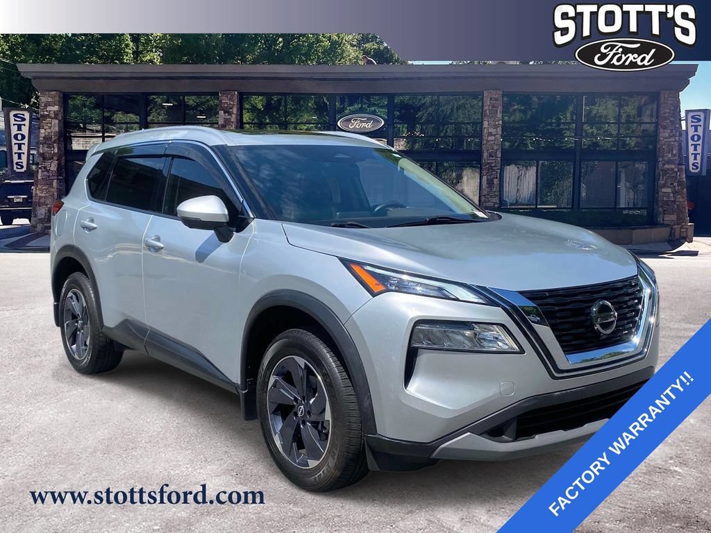 Used 2021 Nissan Rogue SV w/ Premium Package FWD image 1