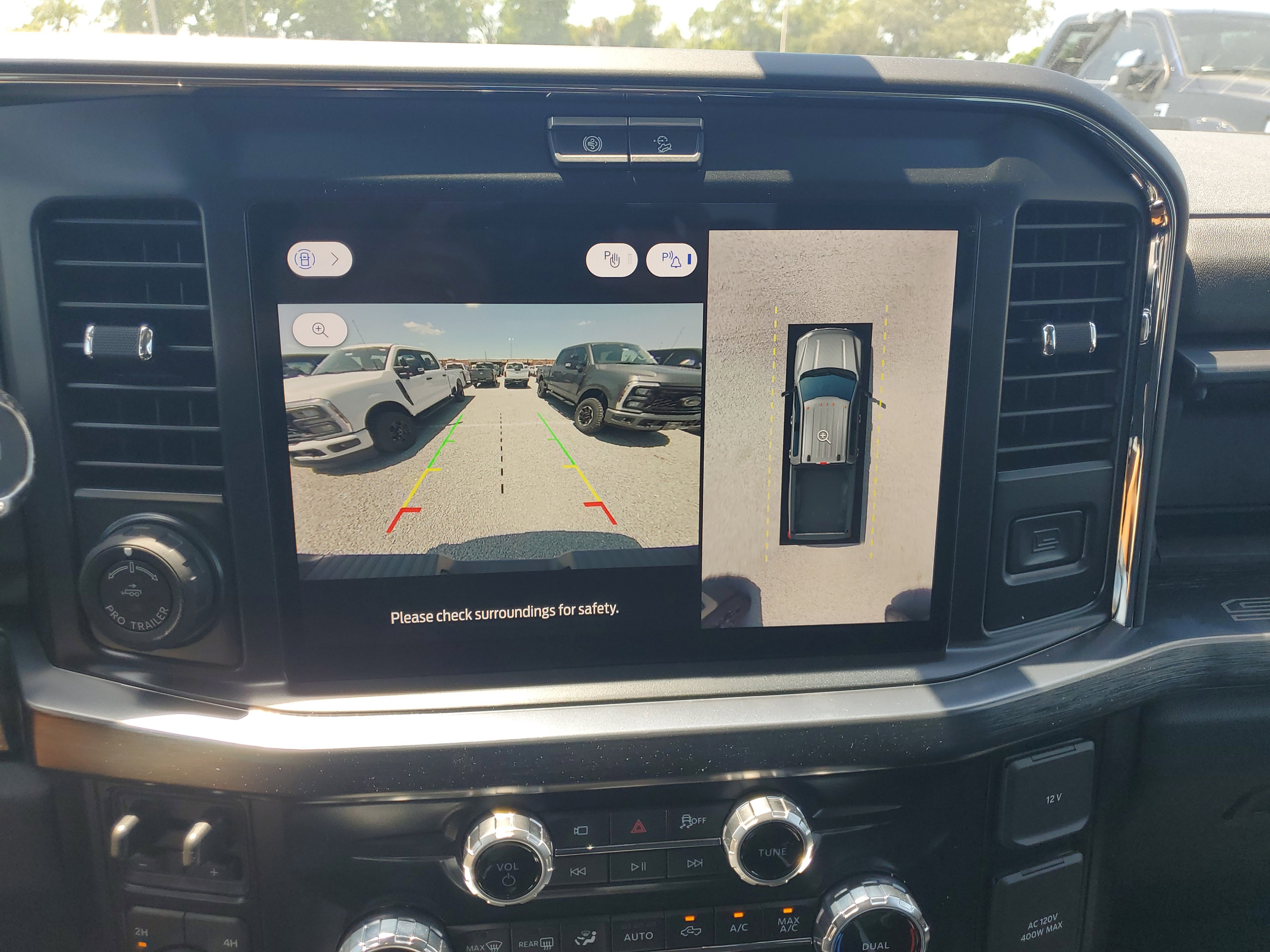 New 2025 Ford F250 Lariat w/ Lariat Ultimate Package image 18