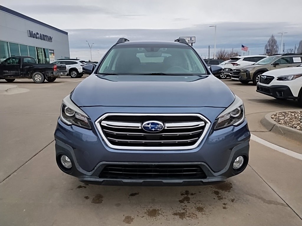 Used 2018 Subaru Outback 2.5i Limited image 3