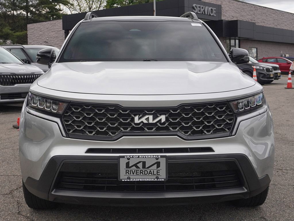 Used 2022 Kia Sorento S w/ Panoramic Sunroof Package AWD/4WD image 14