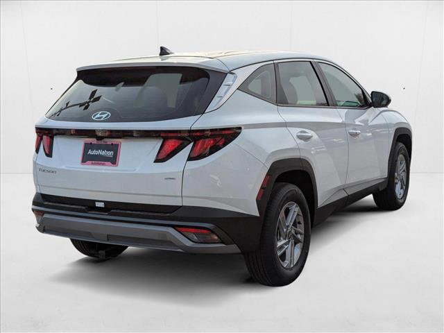 New 2025 Hyundai Tucson SE image 2