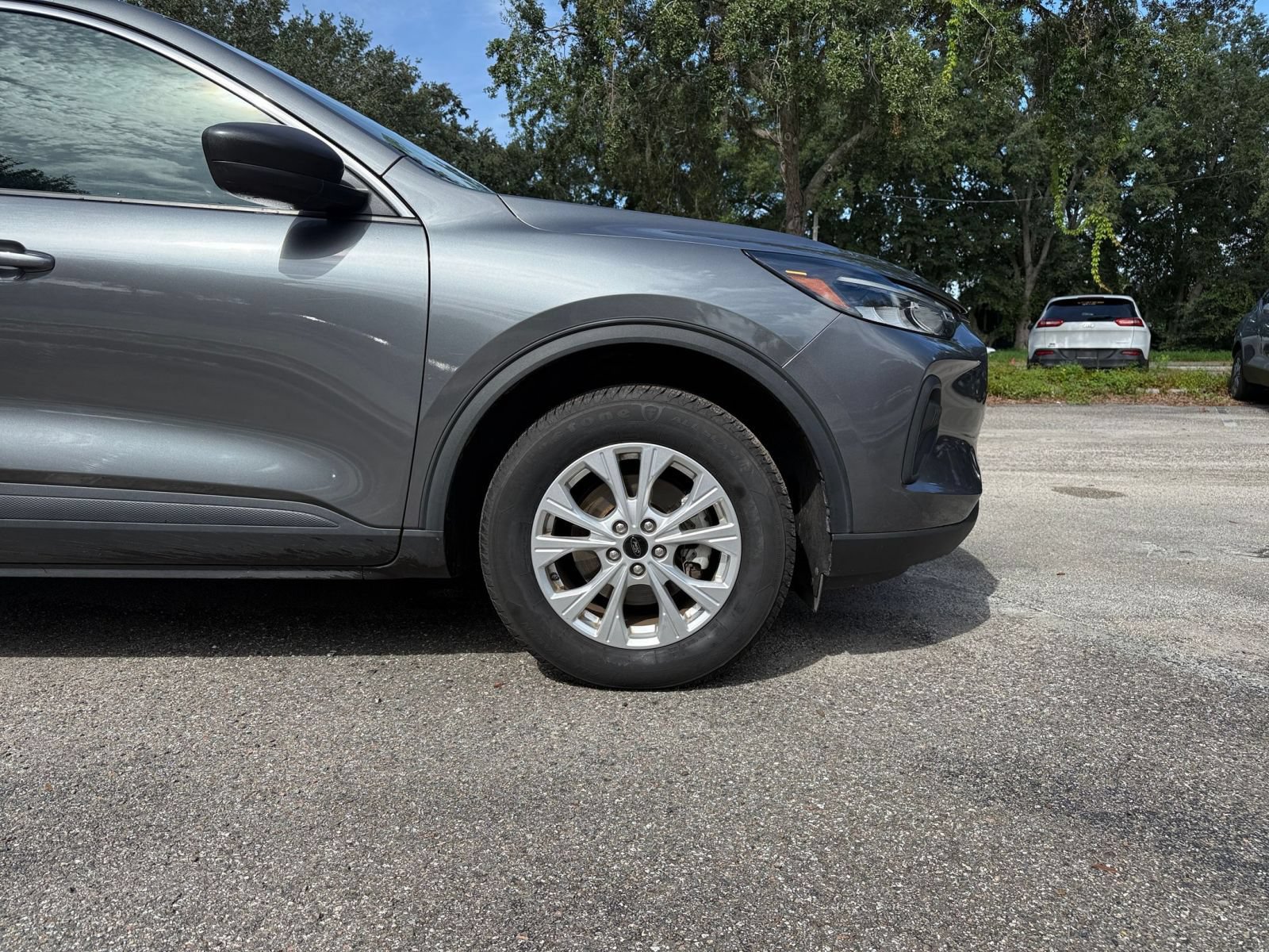 Used 2024 Ford Escape Active AWD/4WD image 28