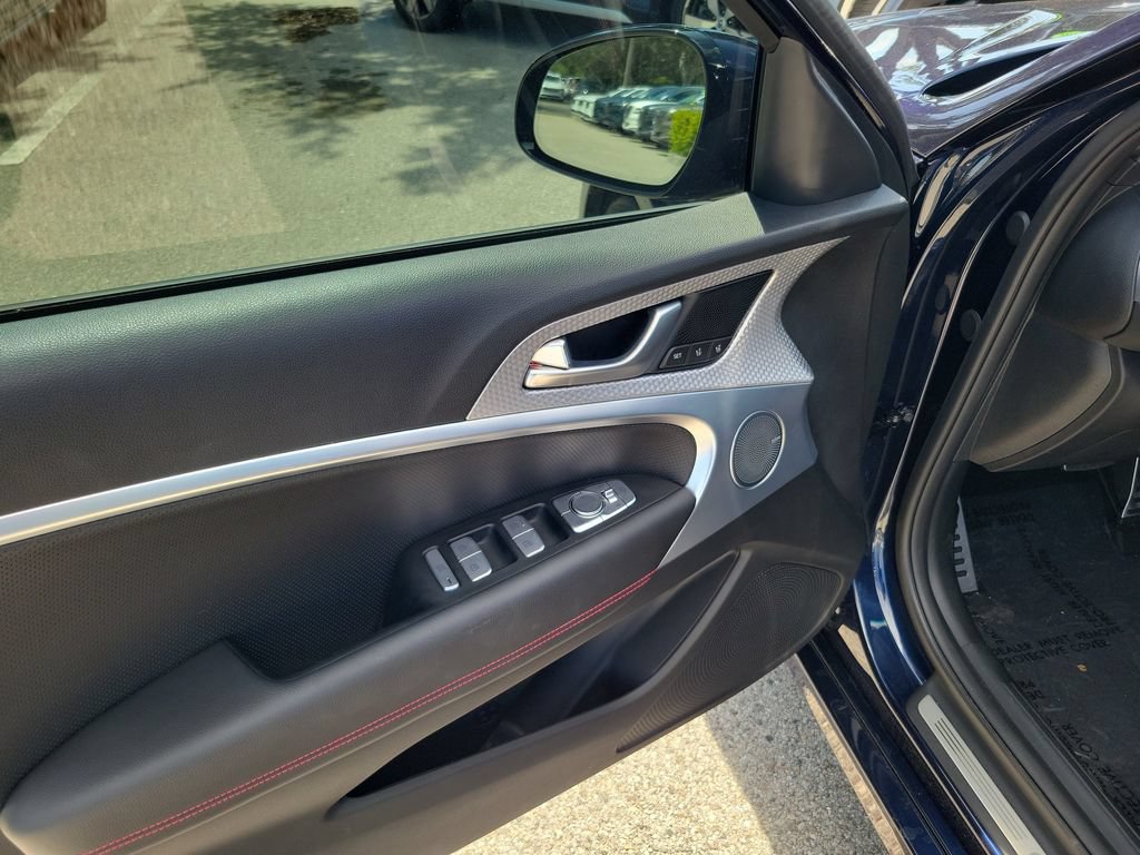Certified 2023 Genesis G70 2.0T w/ Sport Prestige Package RWD image 19
