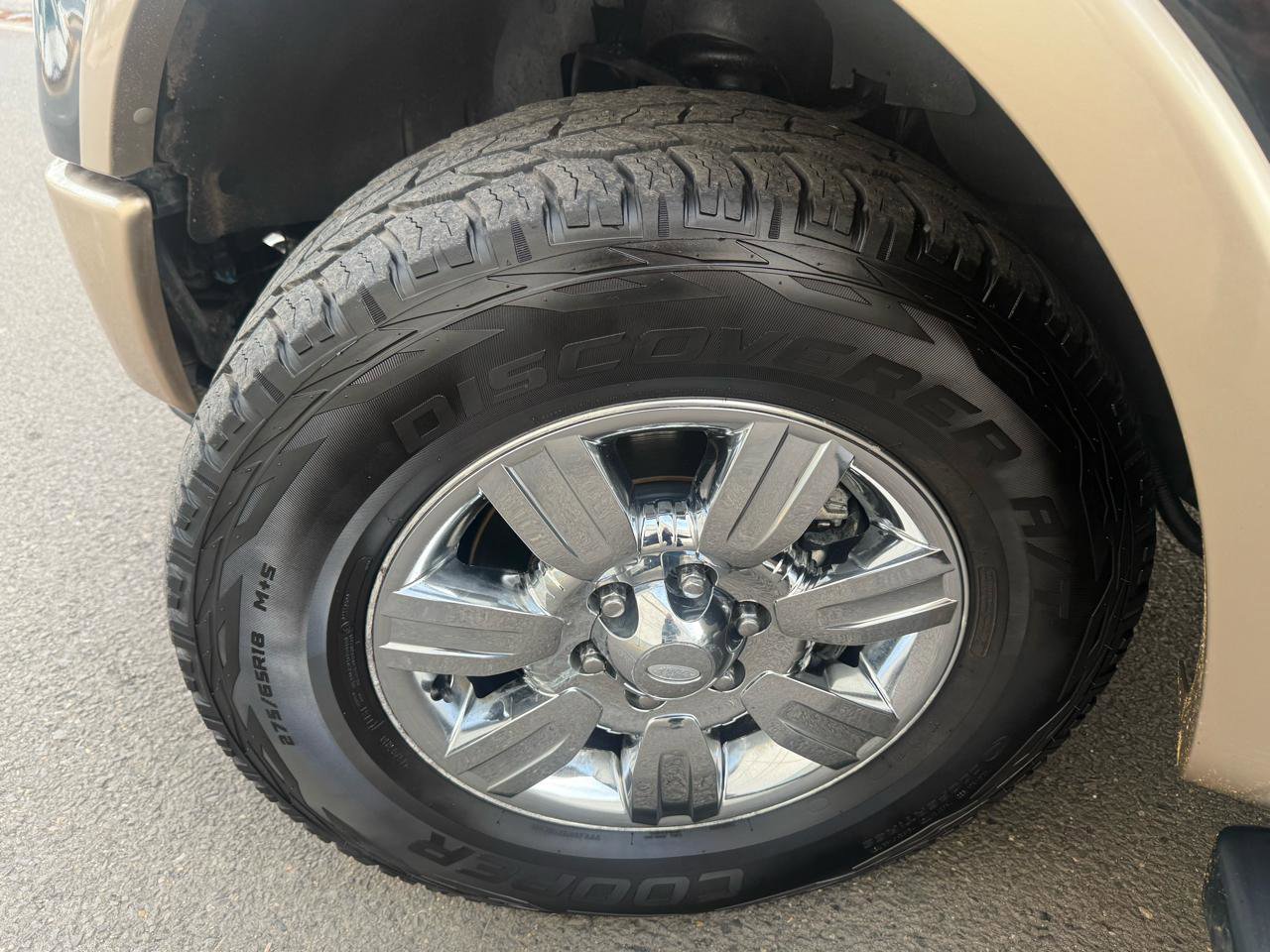 Used 2012 Ford F150 Lariat w/ Lariat Chrome Pkg image 53