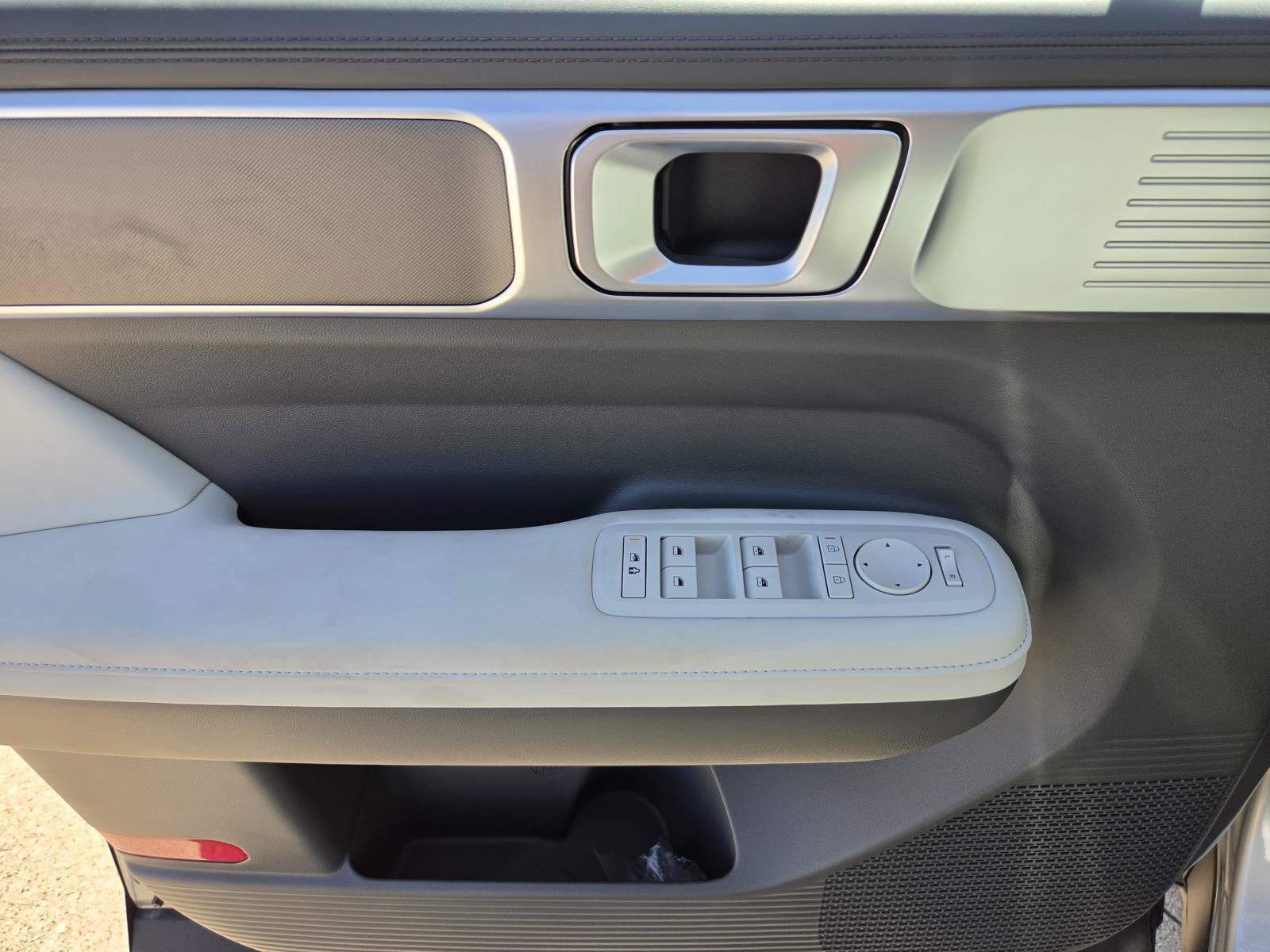 New 2027 Hyundai Santa Fe SEL FWD image 14