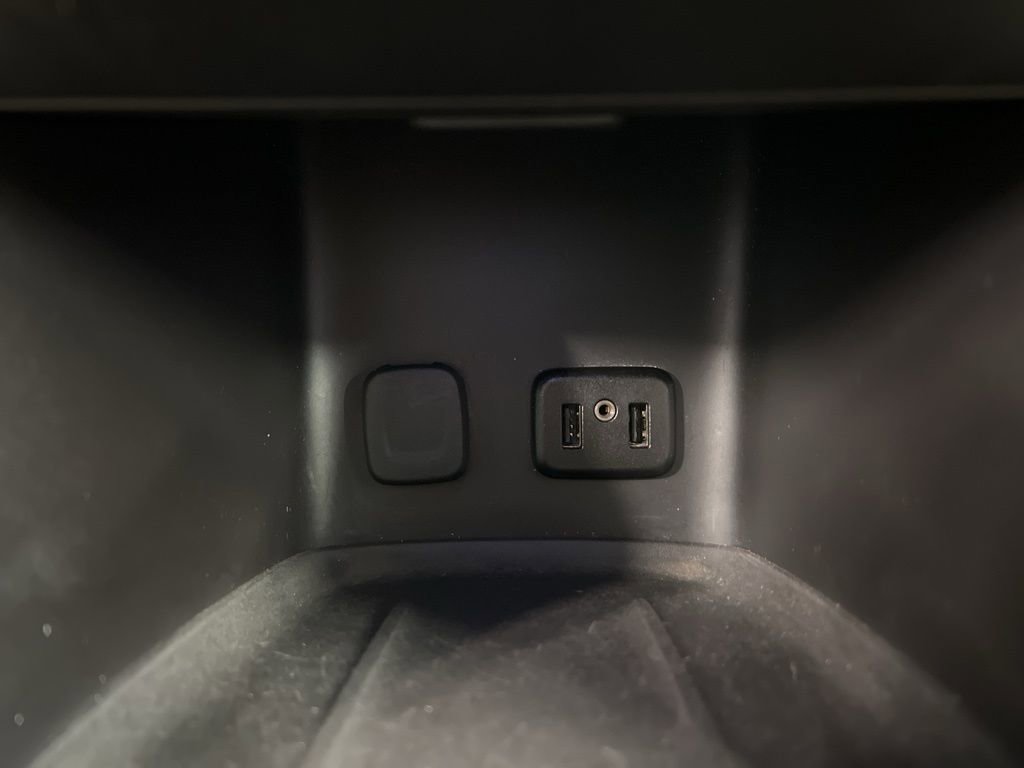 Used 2019 GMC Acadia Denali w/ Technology Package image 16