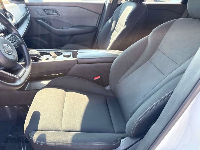 Used 2023 Nissan Rogue S AWD/4WD image 18