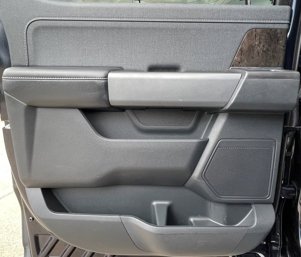 Used 2021 Ford F150 Lariat w/ Tow Technology Package image 32