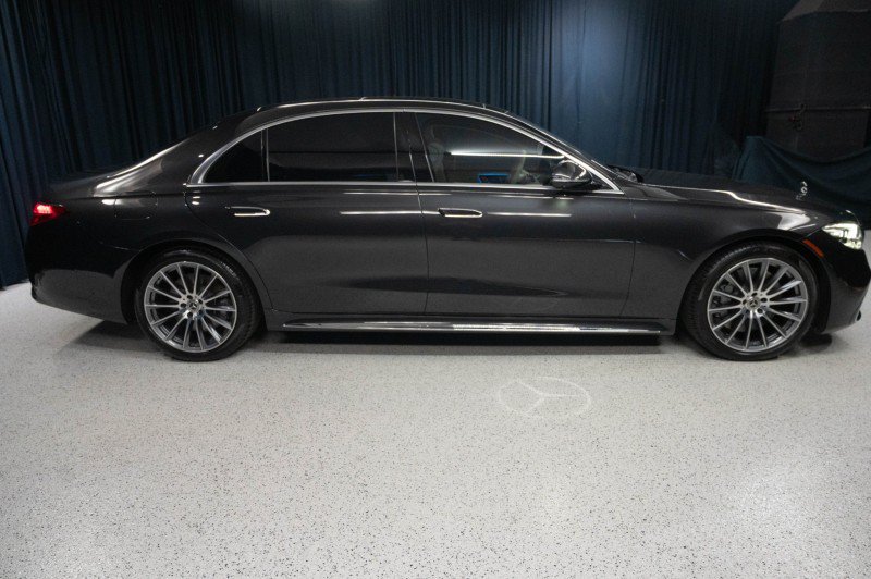 Certified 2026 Mercedes-Benz S 580e 4MATIC Sedan image 4