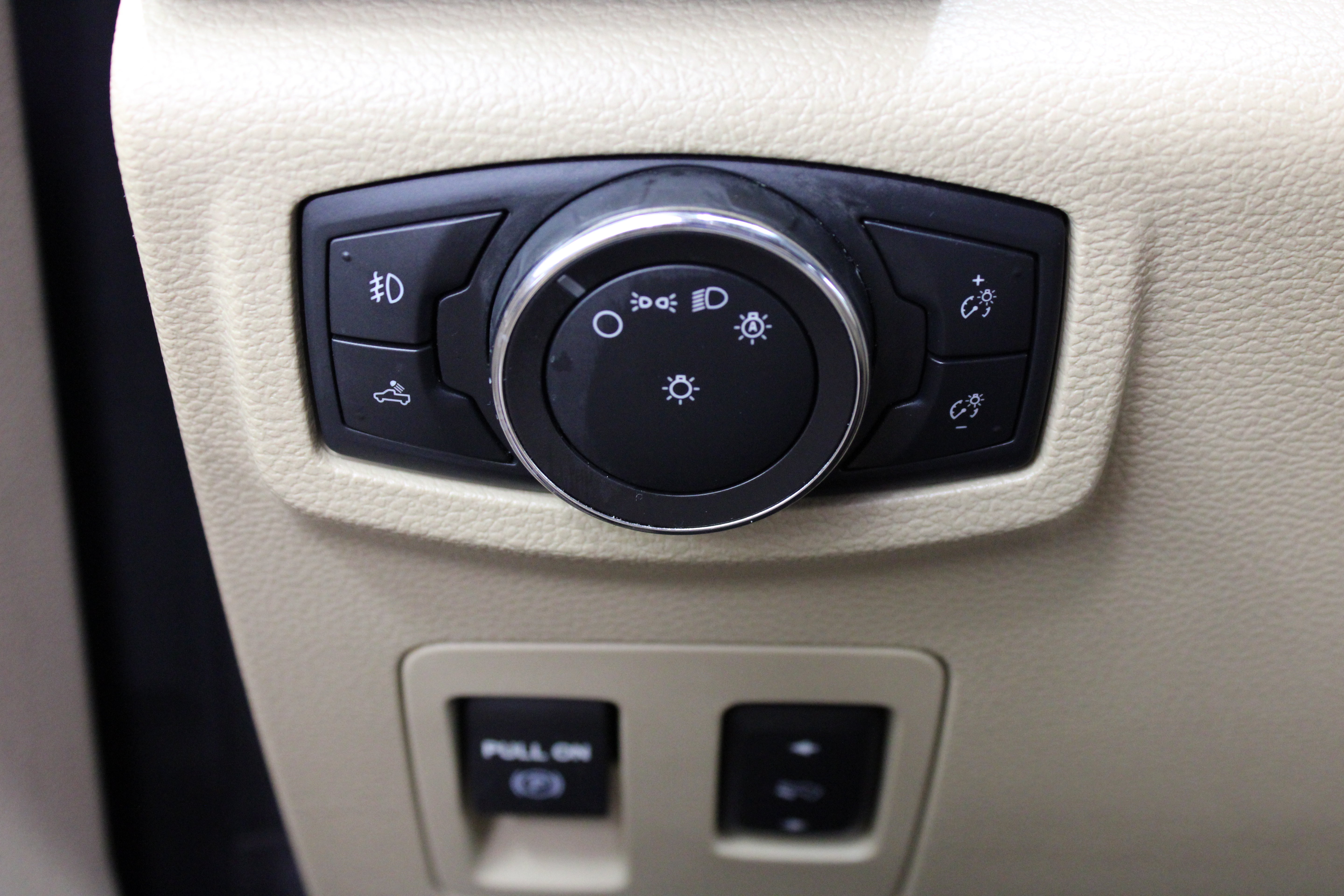 Used 2018 Ford F150 Lariat AWD/4WD image 28