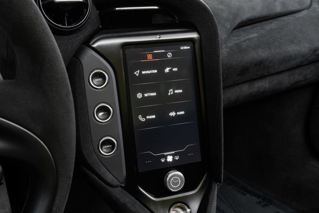 Used 2024 McLaren 750S Spider image 33