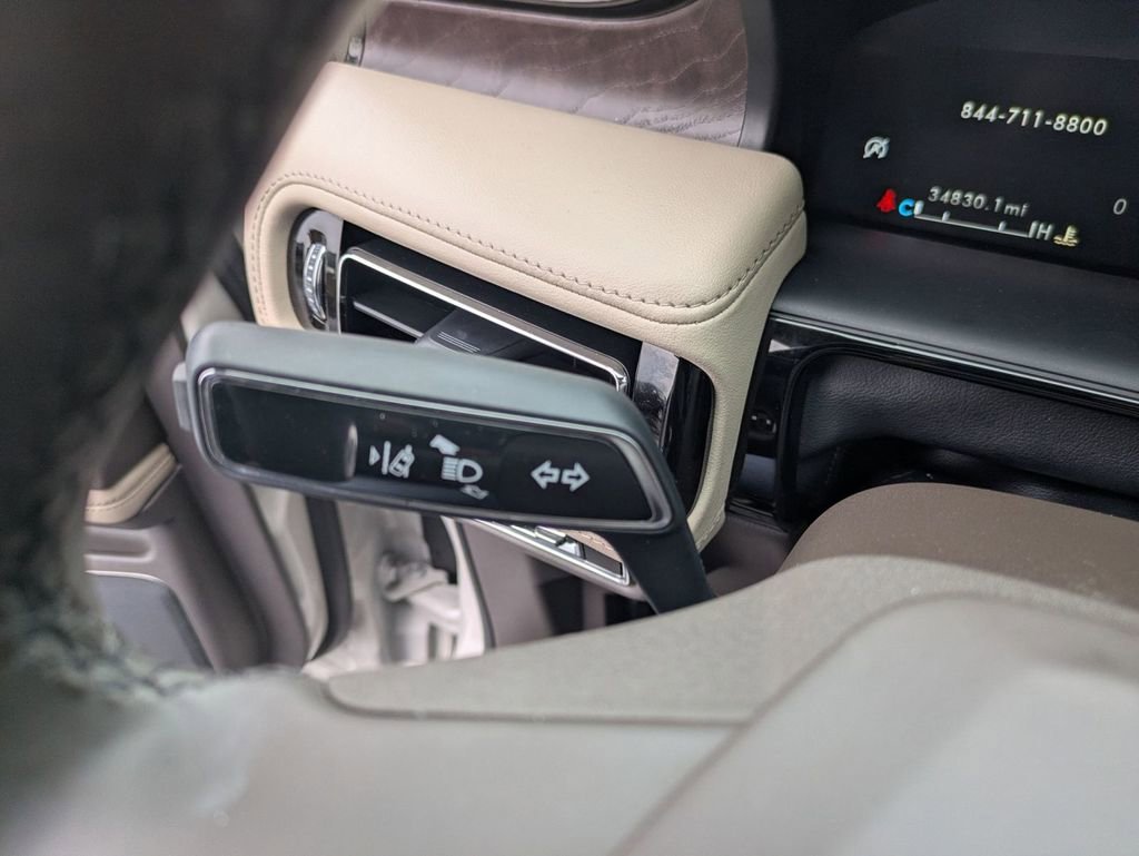 Used 2023 Lincoln Nautilus Reserve w/ Equipment Group 201A image 32