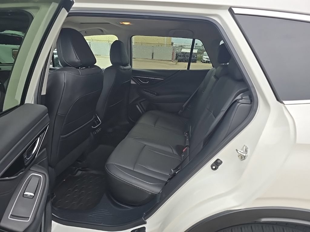 Used 2021 Subaru Outback Limited AWD/4WD image 14