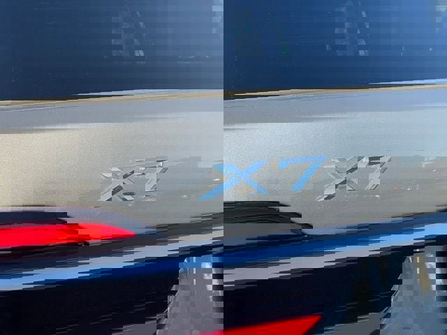 Used 2023 BMW X7 xDrive40i w/ Executive Package image 36