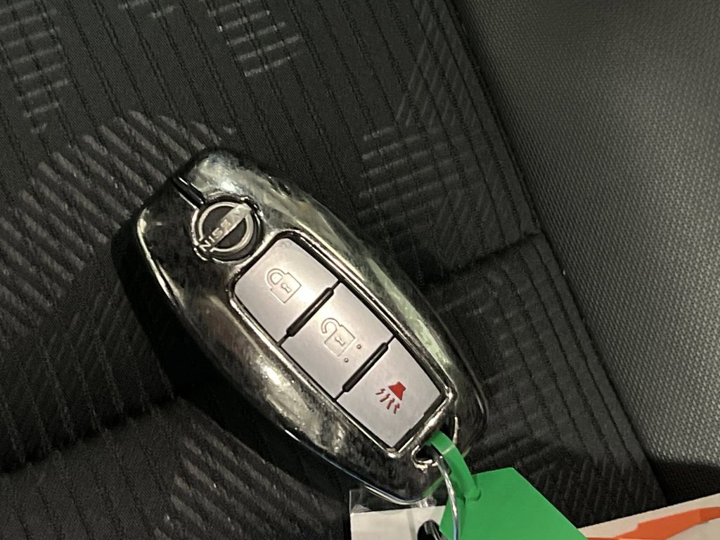 Used 2024 Nissan Titan PRO-4X w/ Pro-4x Utility Package image 27