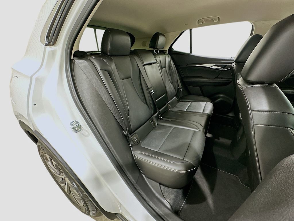 Used 2023 Buick Envision Essence image 27