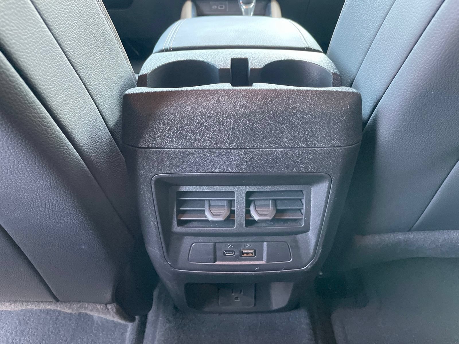 Used 2024 GMC Canyon Denali AWD/4WD image 35