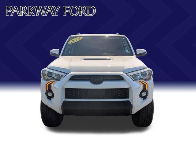 Used 2023 Toyota 4Runner TRD Off-Road Premium w/ Moonroof Package AWD/4WD image 2