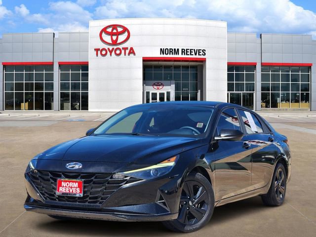 Used 2023 Hyundai Elantra SEL w/ Cargo Package image 1