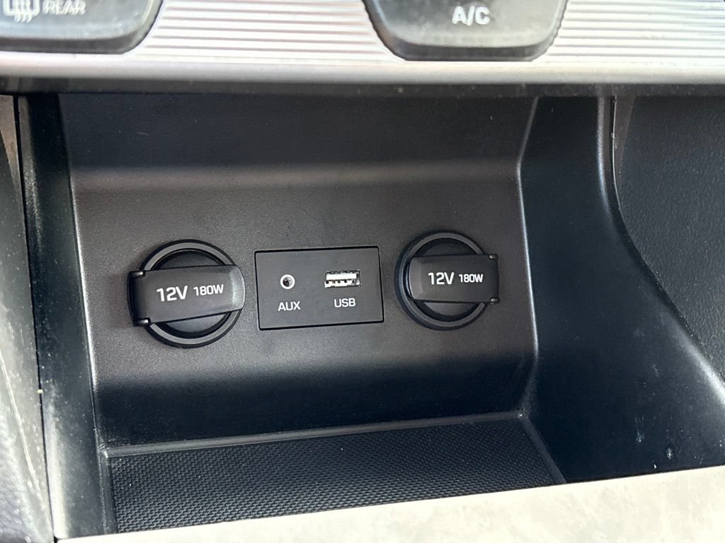 Used 2019 Hyundai Elantra SEL w/ Cargo Package FWD image 16