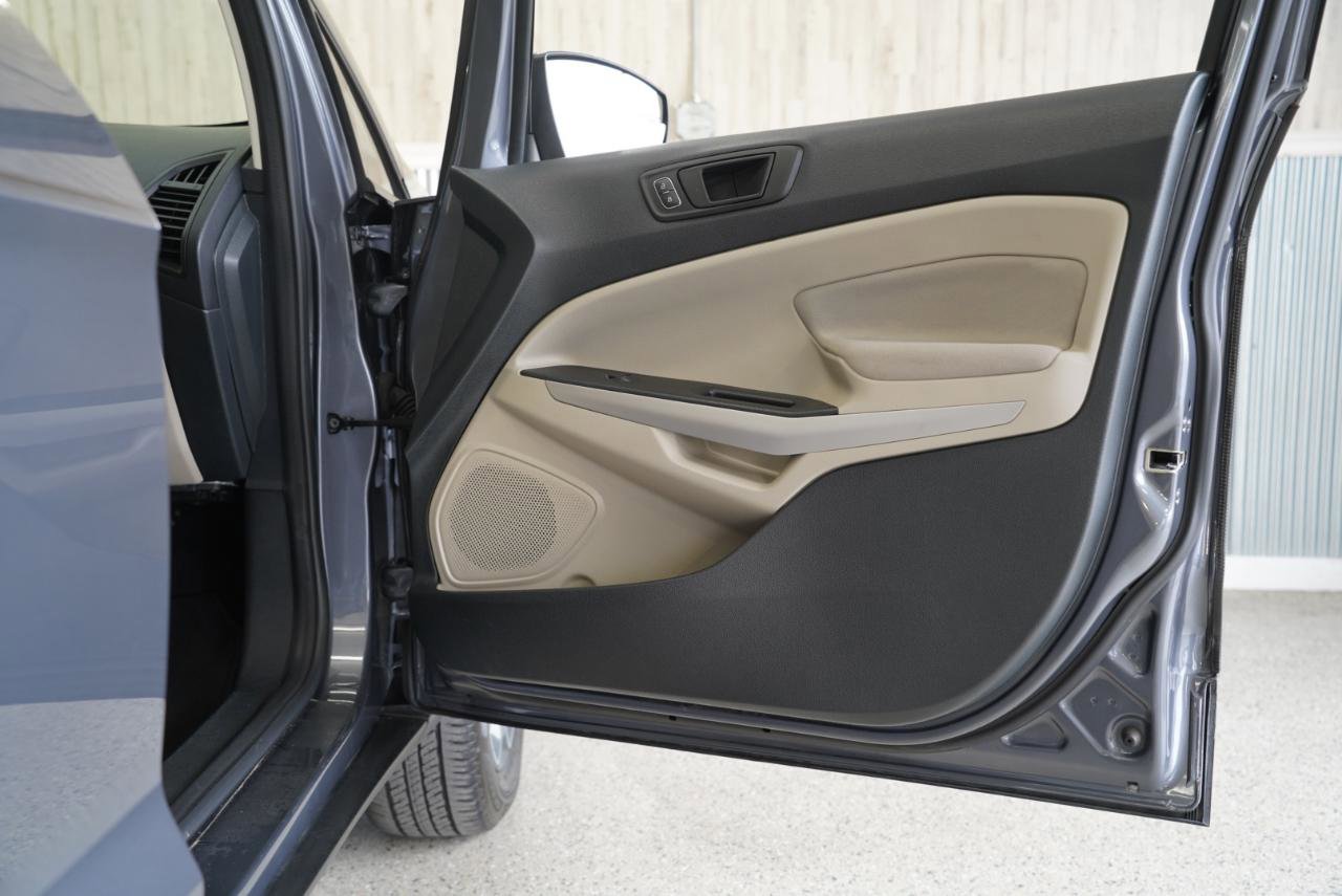 Used 2021 Ford EcoSport S image 29