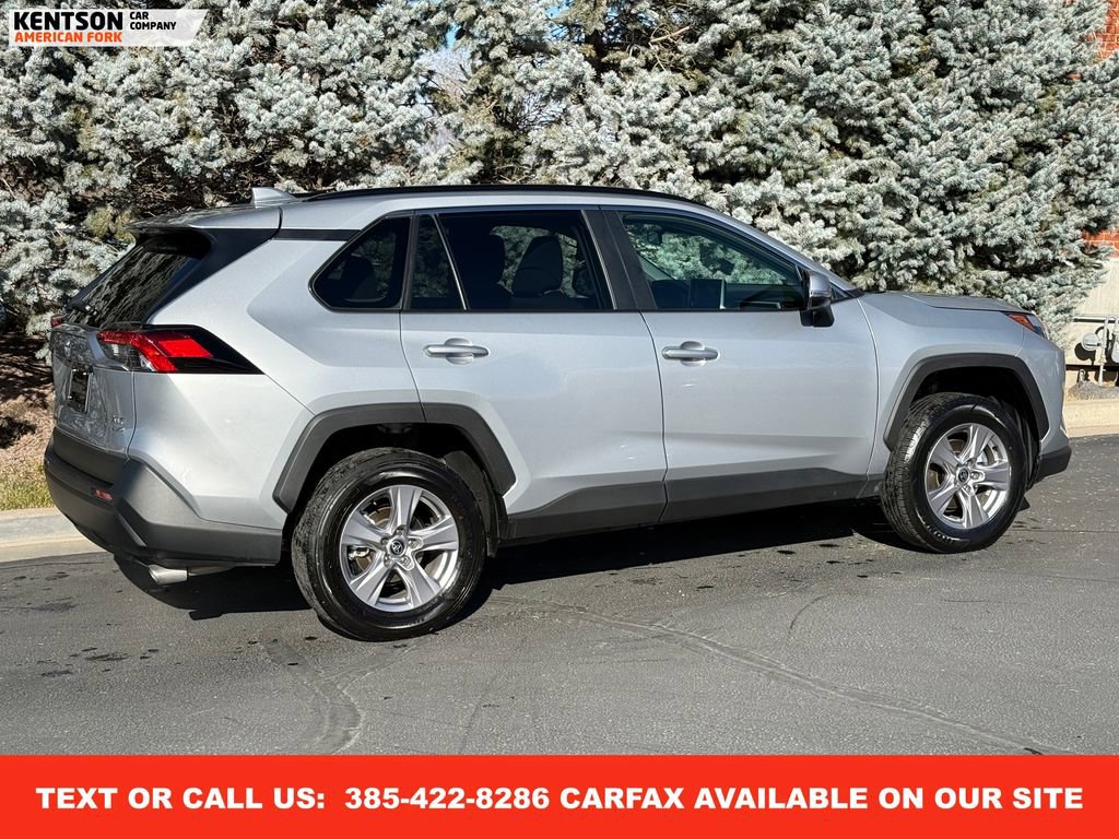 Used 2025 Toyota RAV4 XLE image 8