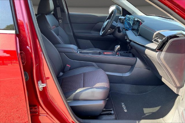 New 2027 Nissan Kicks SR AWD/4WD image 10