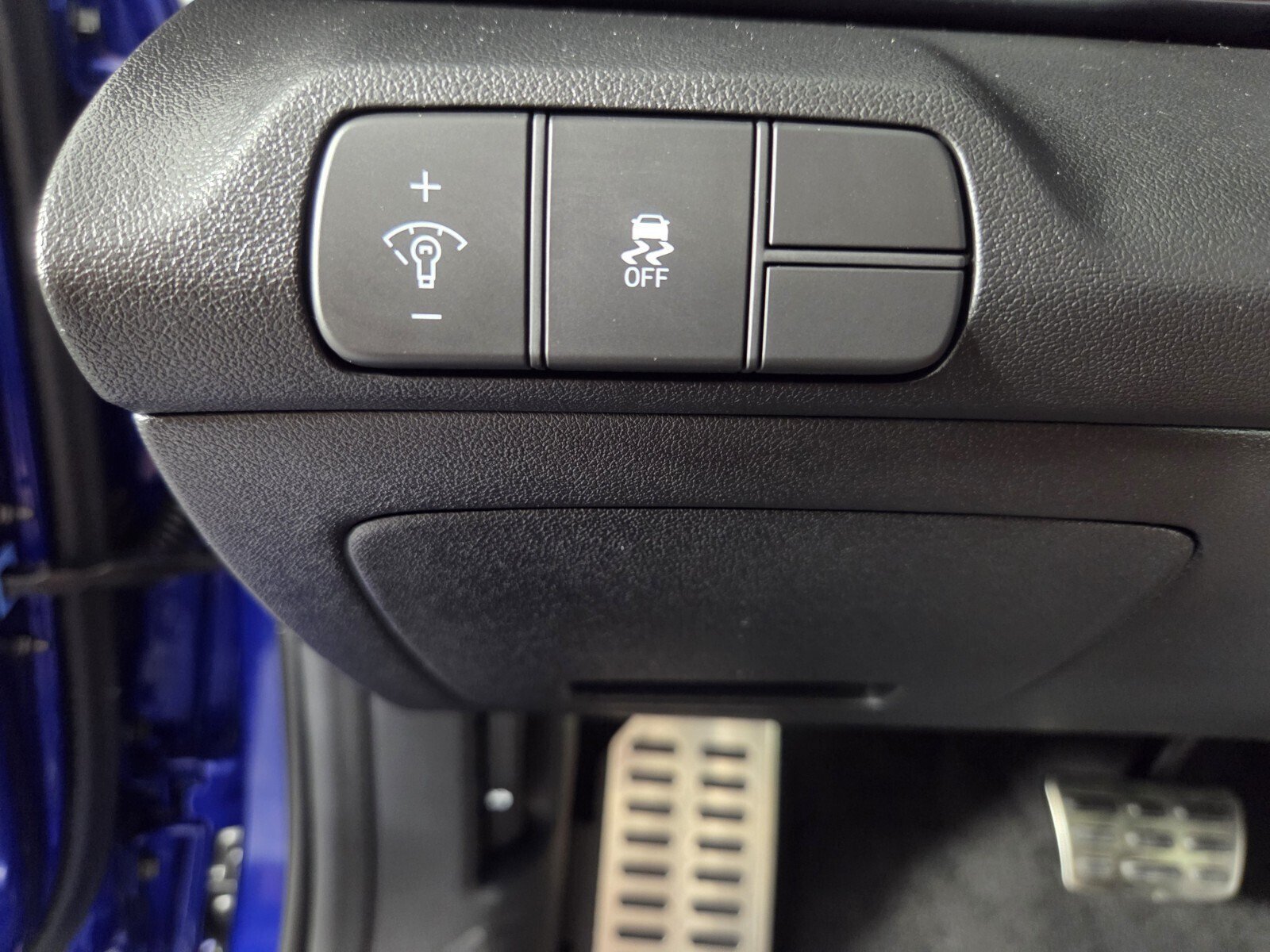 Used 2026 Hyundai Elantra Sport FWD image 18