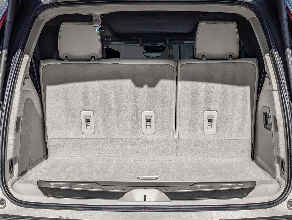 Certified 2022 Cadillac Escalade Premium Luxury Platinum image 27