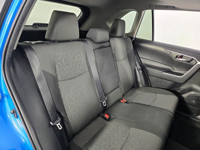 Used 2020 Toyota RAV4 XLE w/ Convenience Package image 17