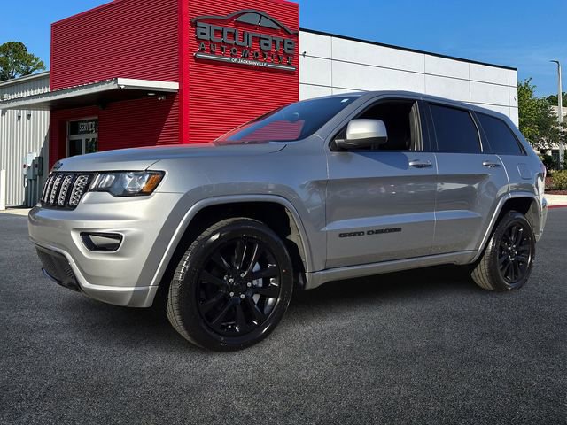 Used 2018 Jeep Grand Cherokee Altitude image 1