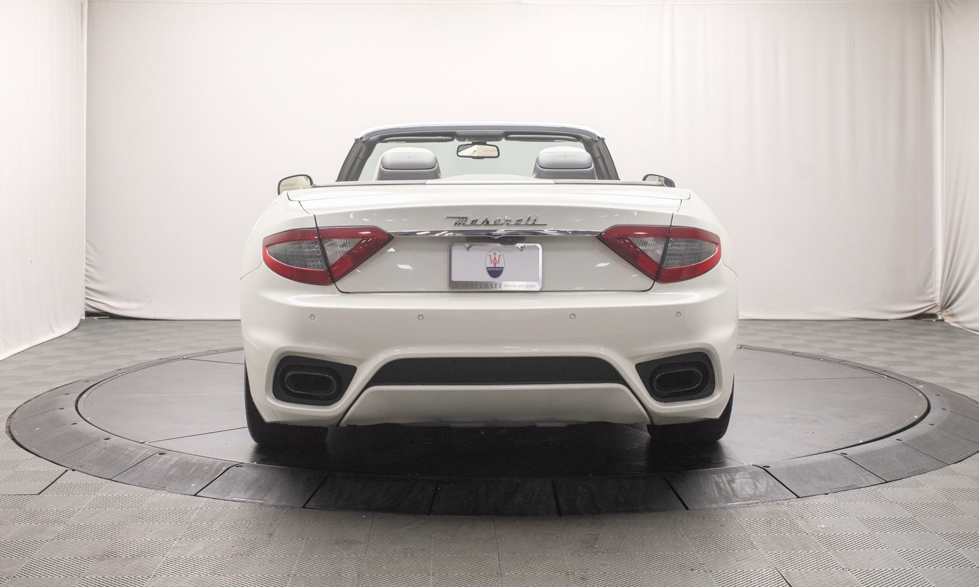 Used 2018 Maserati GranTurismo Sport image 4