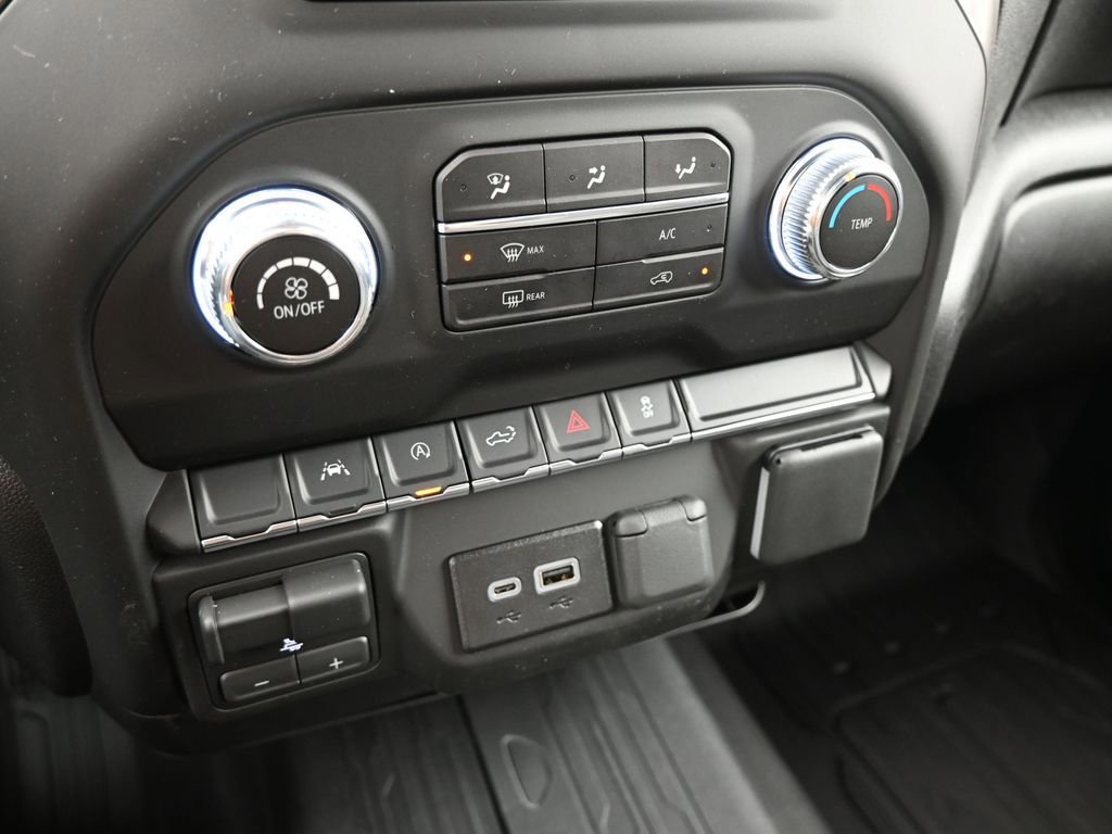 New 2026 GMC Sierra 1500 Pro w/ Graphite Edition image 17