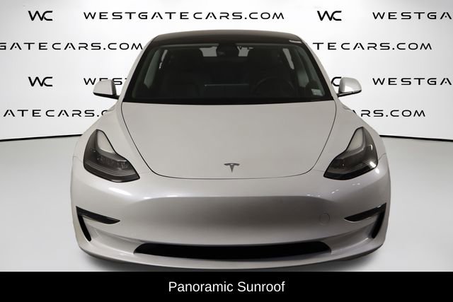 Used 2023 Tesla Model 3 Standard Range image 2