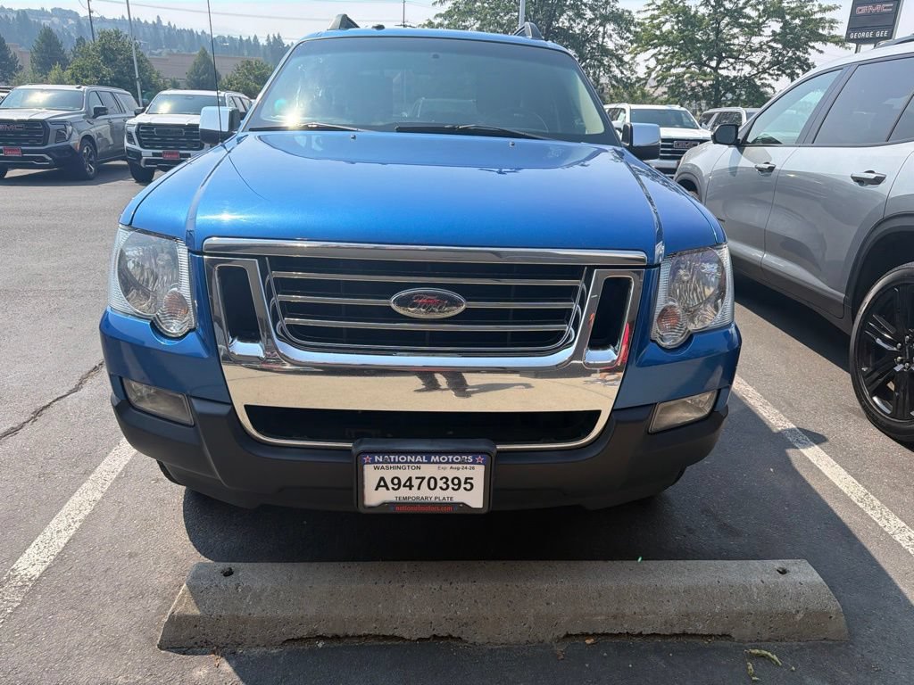 Used 2010 Ford Explorer Sport Trac XLT AWD/4WD image 2