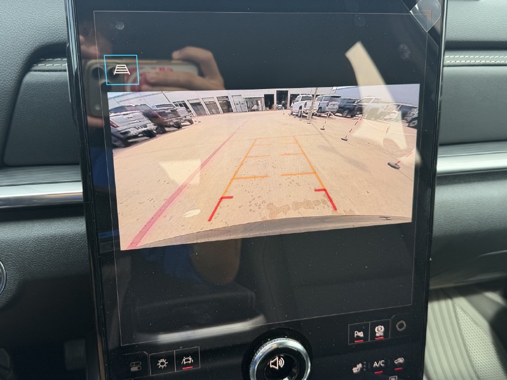 New 2027 GMC Terrain Elevation w/ Elevation Premium Package FWD image 14