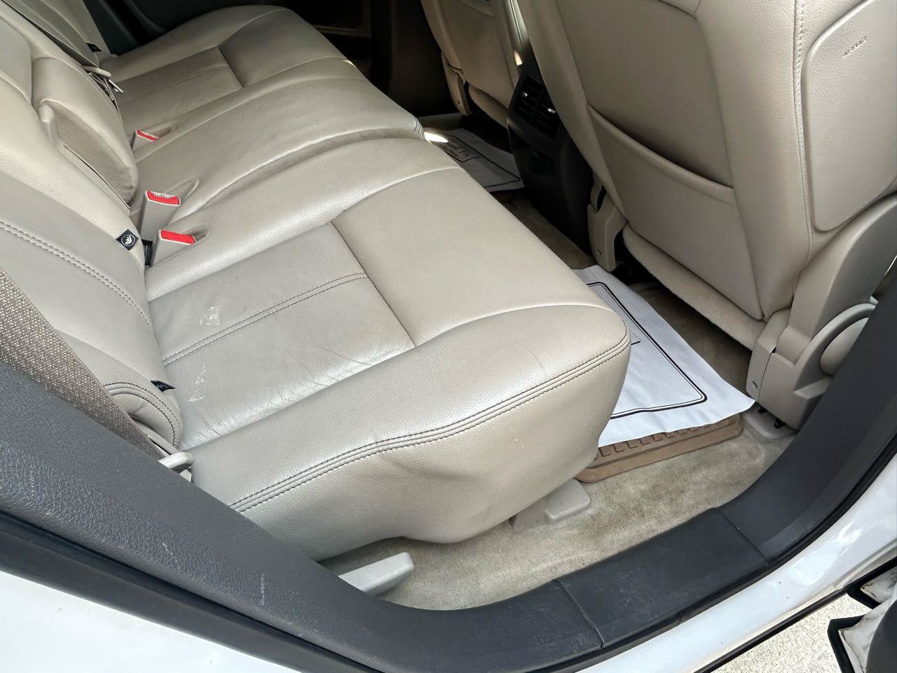 Used 2011 Ford Edge Limited FWD image 11