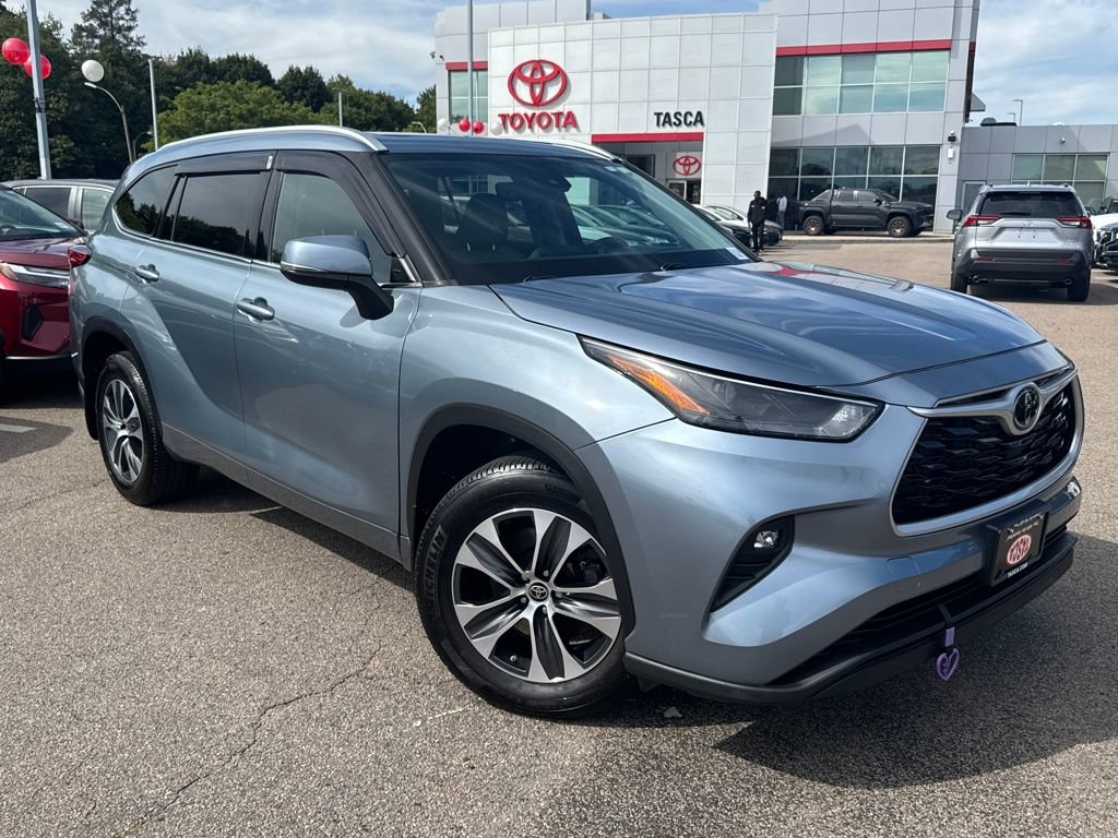Used 2022 Toyota Highlander XLE