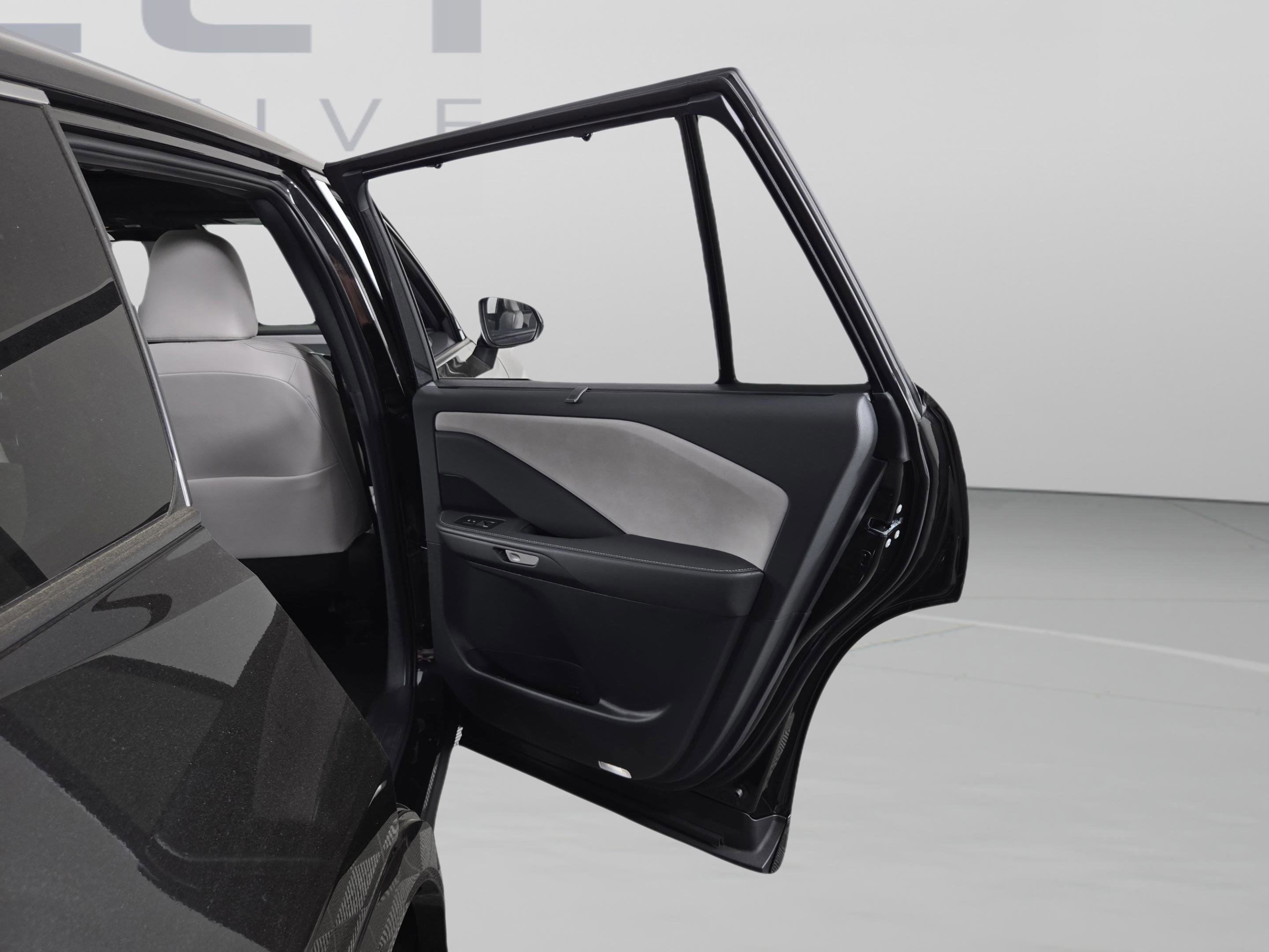 New 2026 Lexus TX 350 AWD image 15