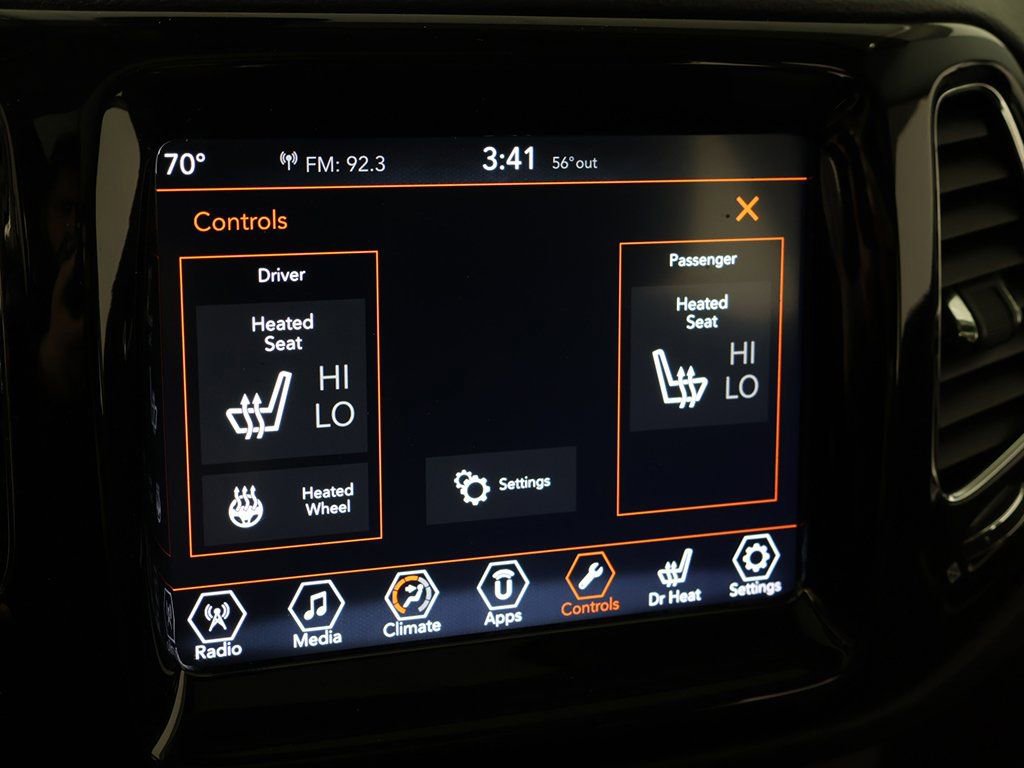 Used 2017 Jeep Compass Limited w/ Safe & Security Group AWD/4WD image 41