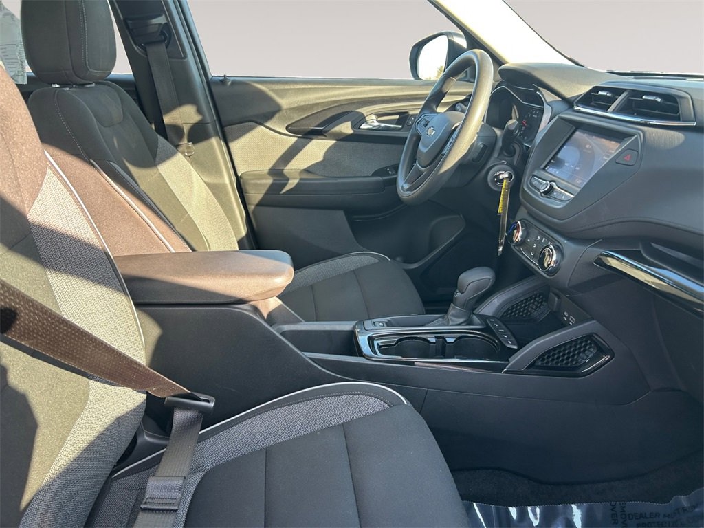 Used 2021 Chevrolet TrailBlazer LS image 15
