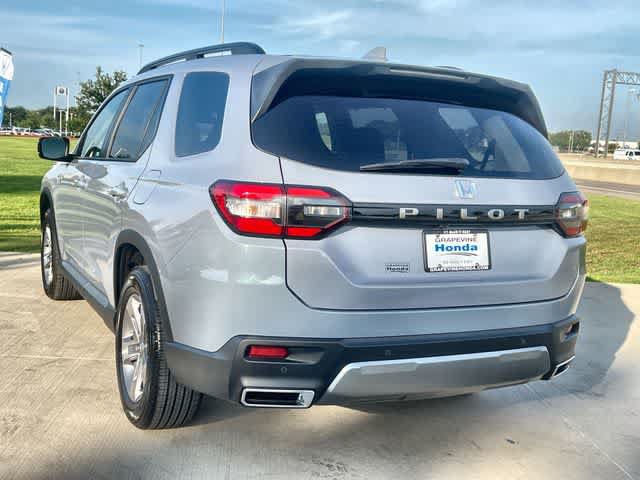 Certified 2026 Honda Pilot EX-L image 5