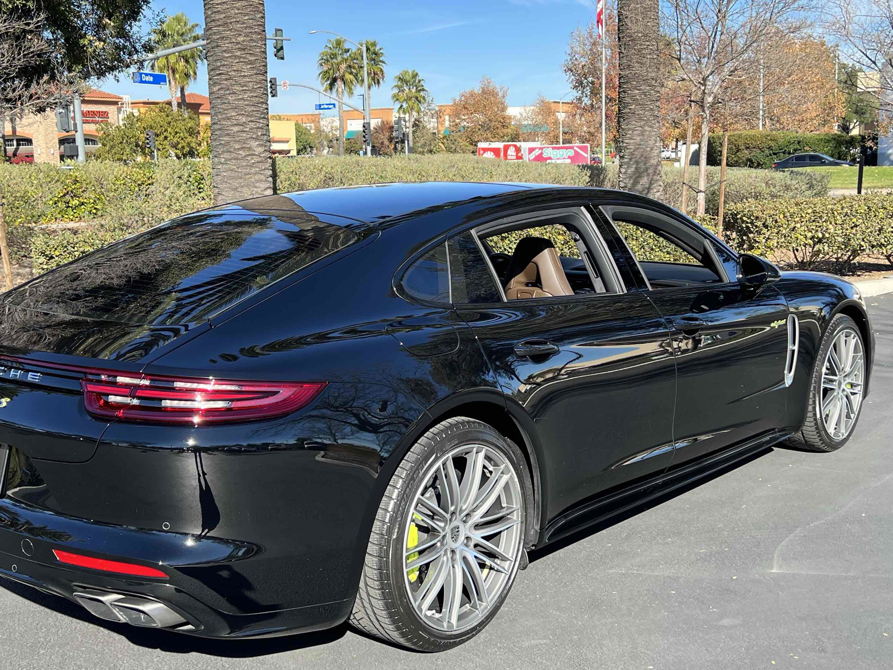 Used 2019 Porsche Panamera Turbo S Executive image 62