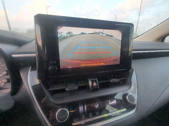 Used 2024 Toyota Corolla LE FWD image 15