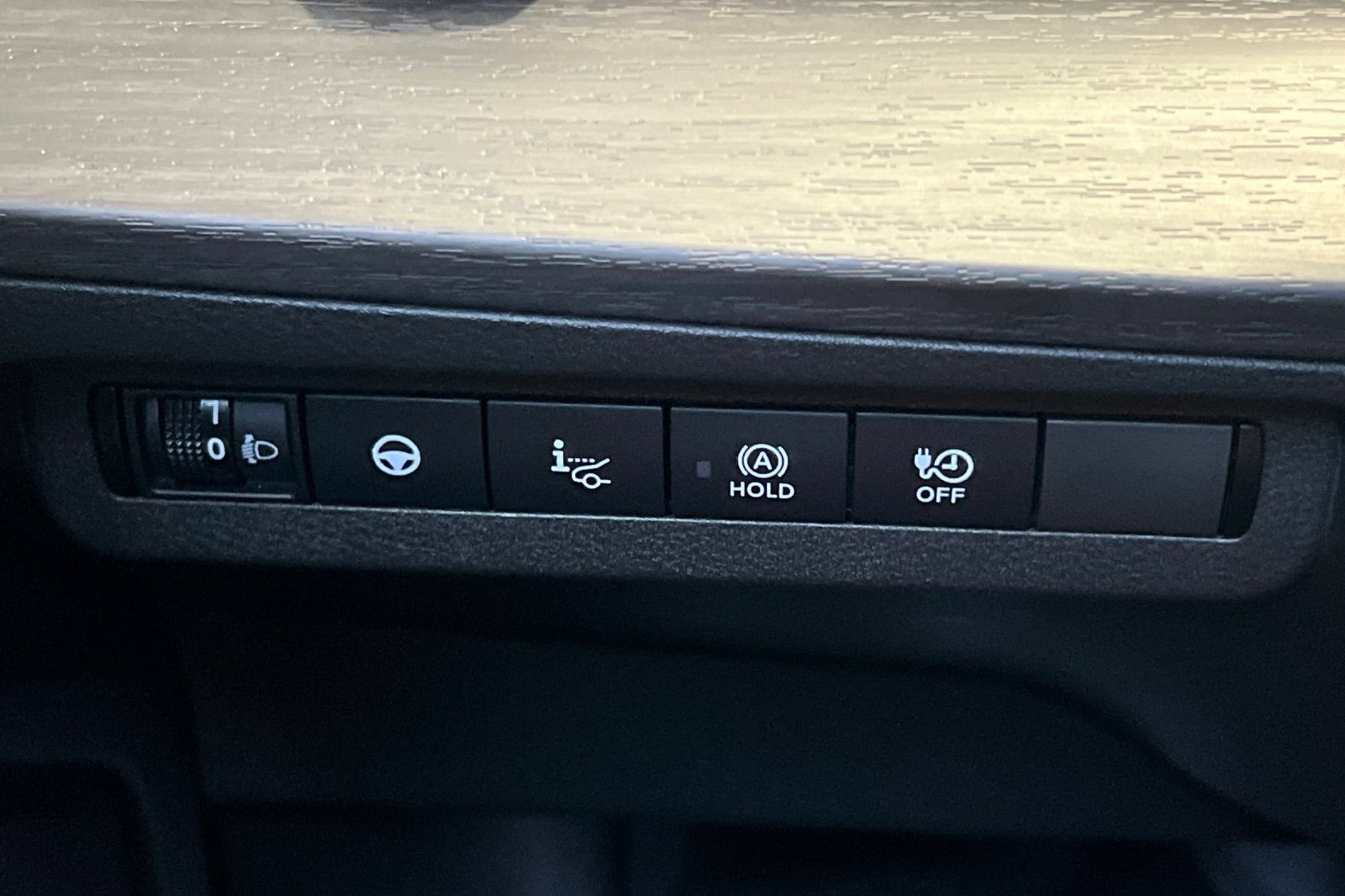 Certified 2024 Nissan Ariya FWD image 32