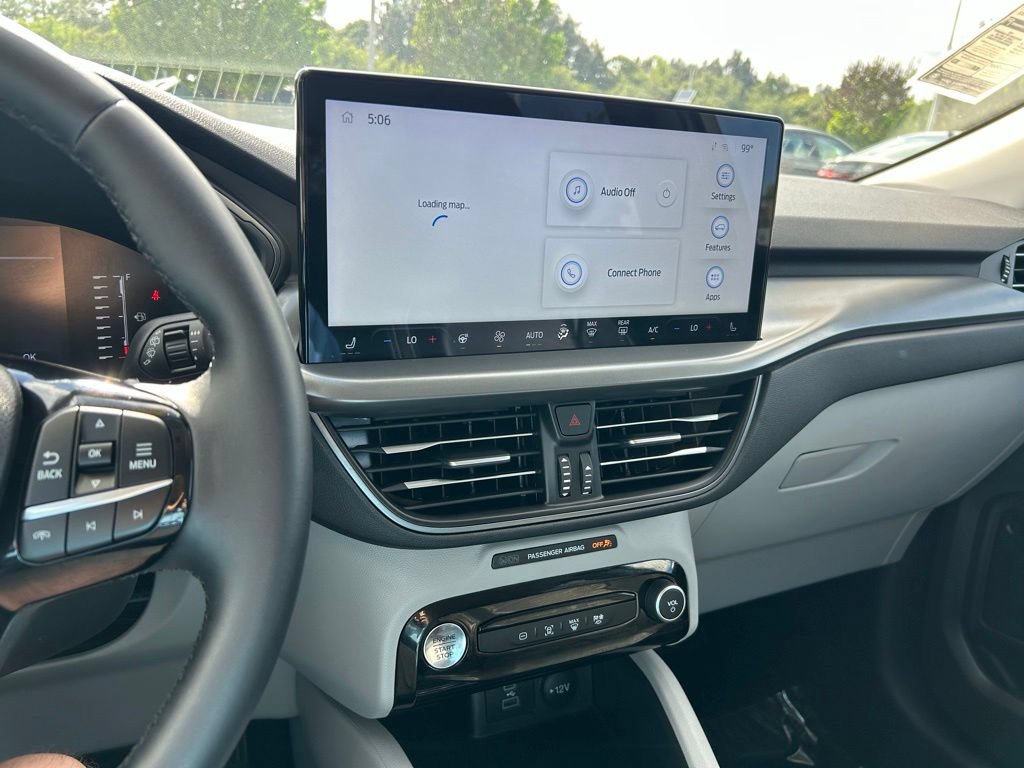 New 2023 Ford Escape SE FWD image 30