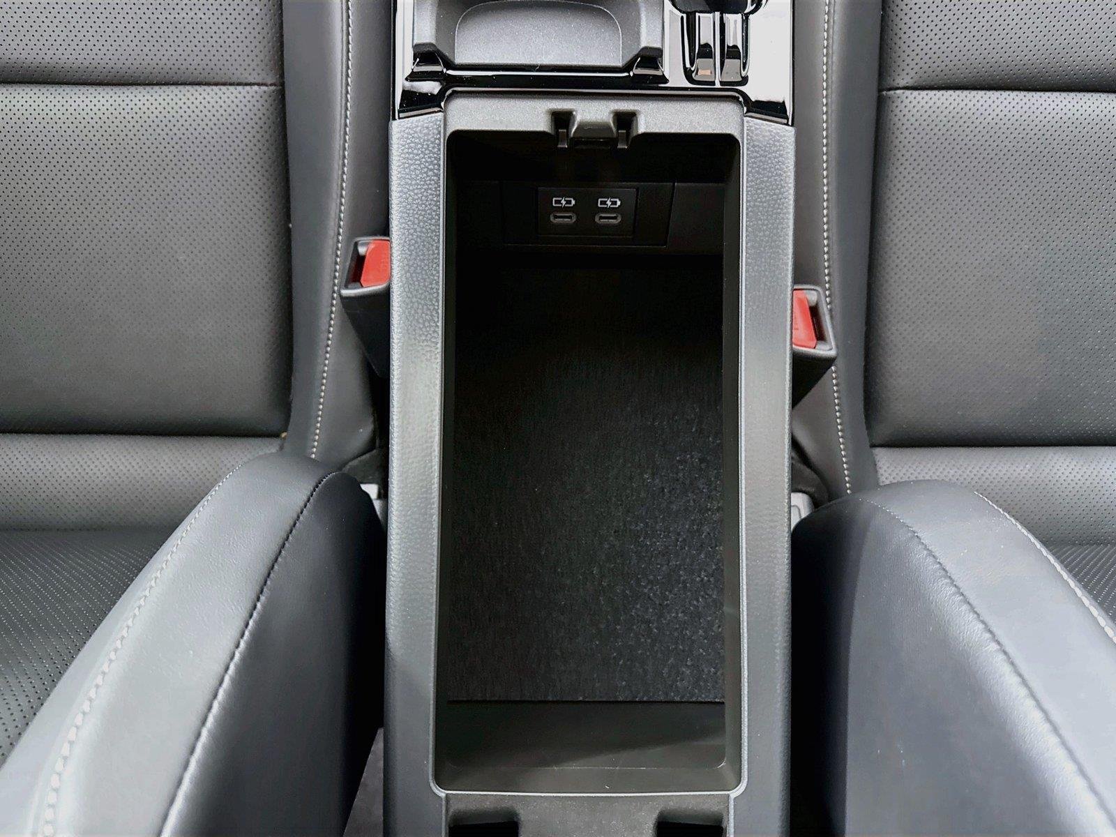 New 2026 Toyota Prius Plug-In Hybrid FWD image 35