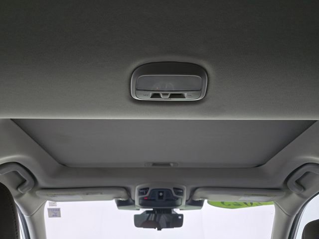 Used 2023 Subaru Outback Touring XT AWD/4WD image 31