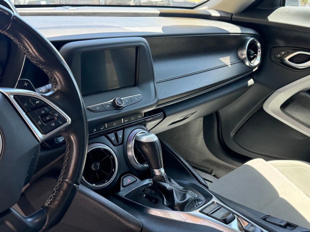 Used 2022 Chevrolet Camaro LT RWD image 13