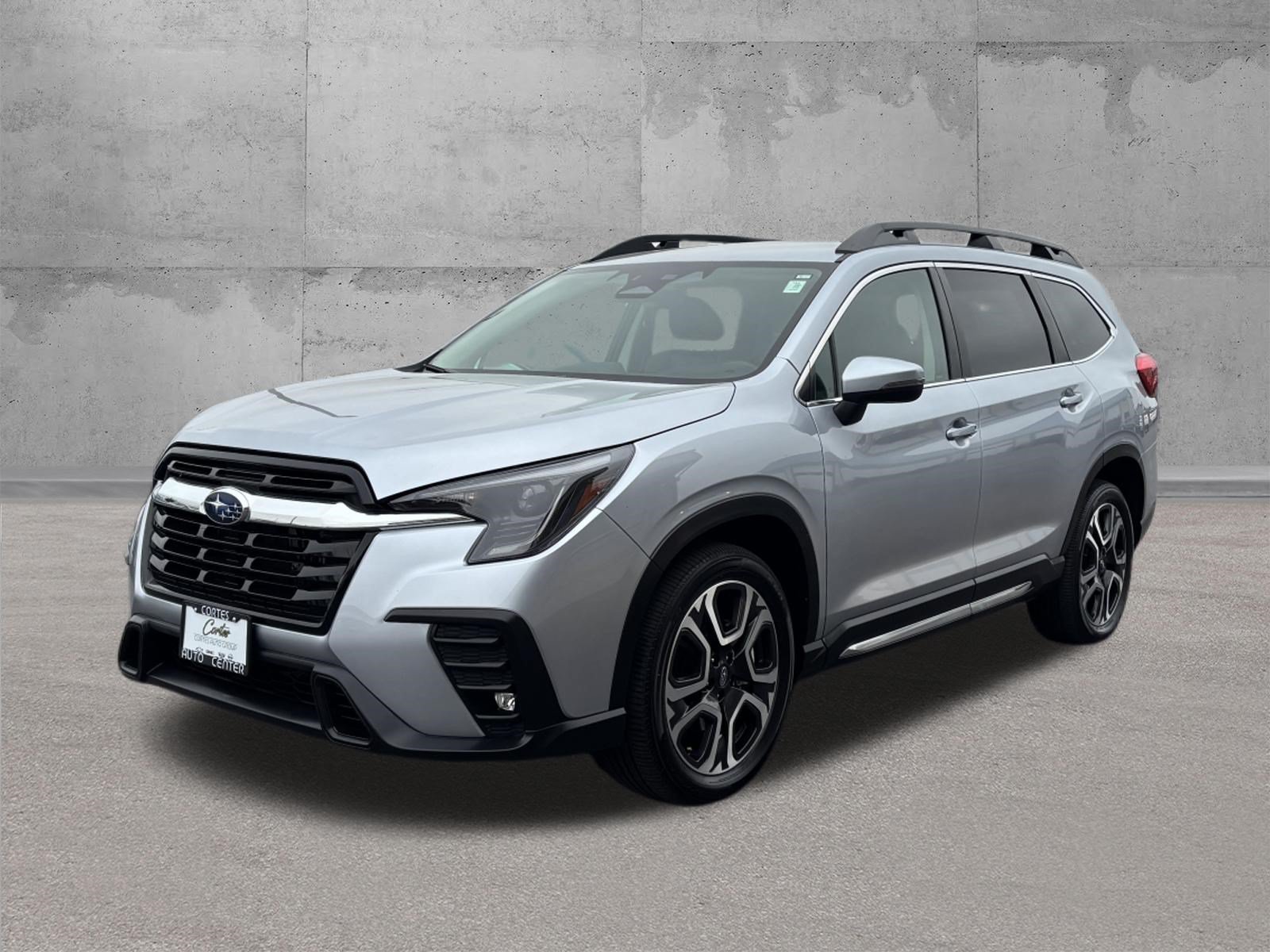 Used 2023 Subaru Ascent Limited AWD/4WD image 3